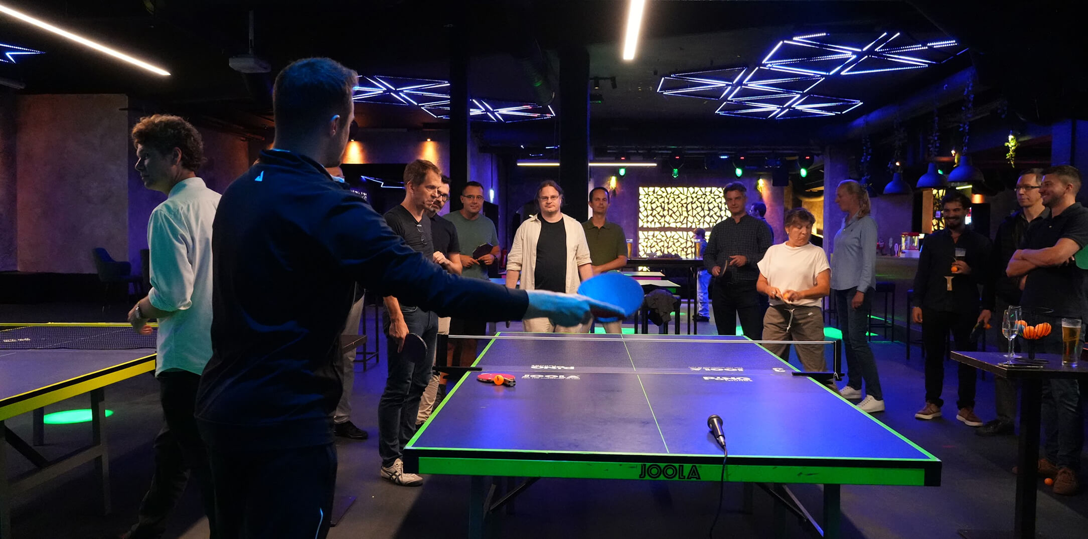 Ping Pong Lounge Teamevent in Zürich, Luzern und Basel